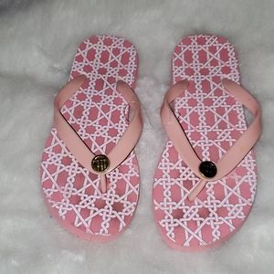 Tommy Hilfiger  Size Medium  Pink 💗  Flip Flops